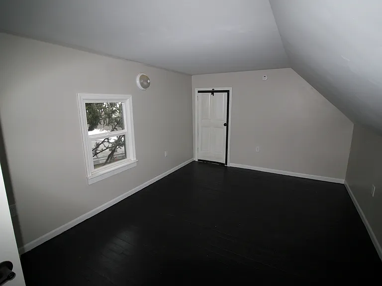 bedroom 3 (upstairs)