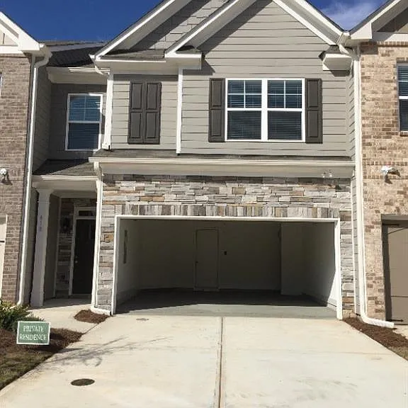 418 Arbor Crowne Dr — Photo 1