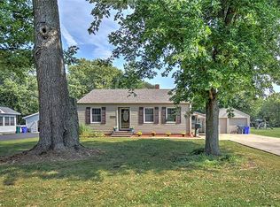 3260 N Brett Ave, Decatur, IL 62526