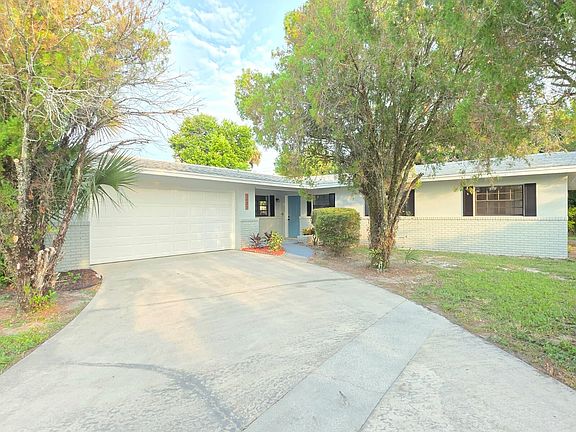 3rd image of 1405 Country Club Boulevard