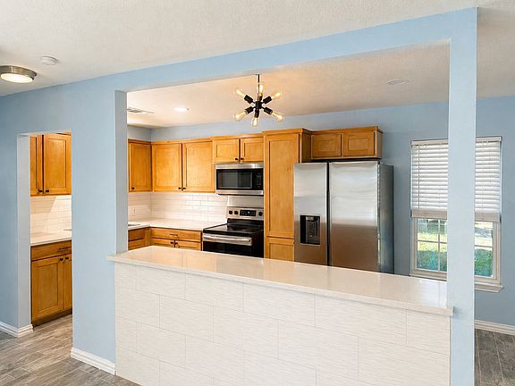 4th image of 4408 McKibben St