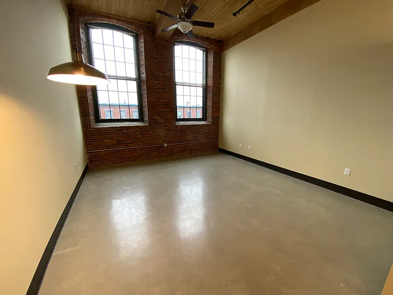 Studio living/sleep area