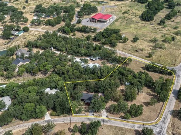 469 County Road 1743, Chico, TX 76431