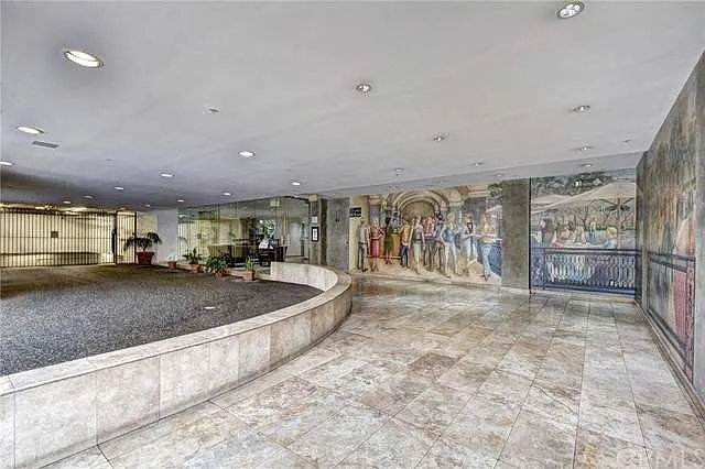 Entrance to Parking underground