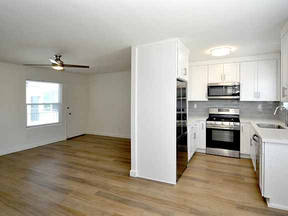 5th image of 4155 Texas St #15