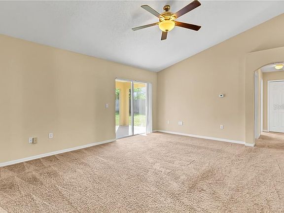 3rd image of 5588 Willow Bend Trl