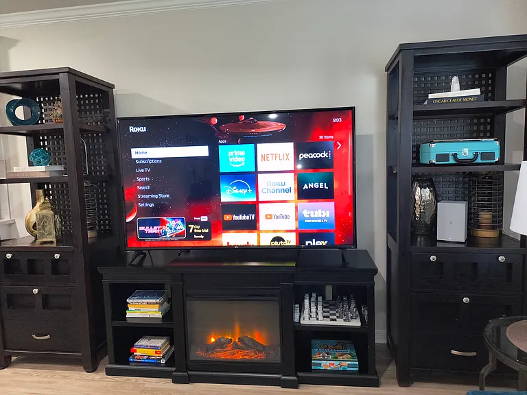 8 Unique Ct #B — Photo 12