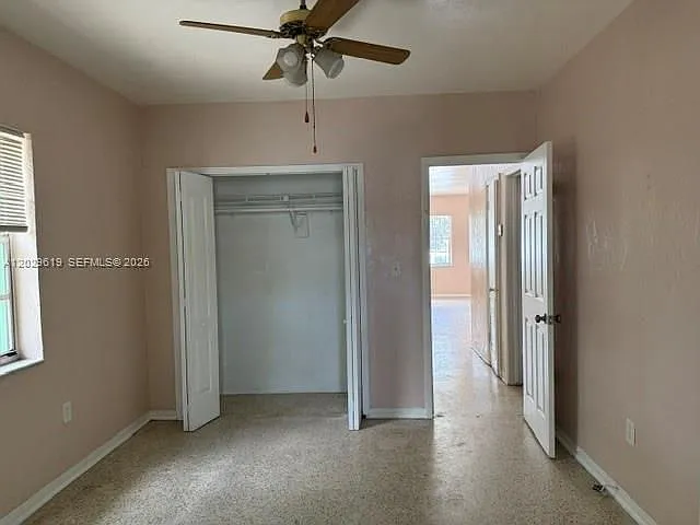 75 SW 72nd Ave — Photo 4