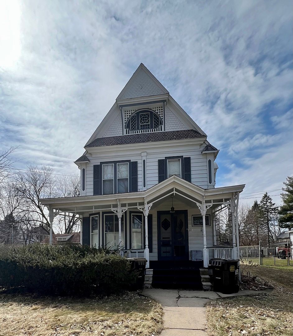1202 S High Ave, Freeport, IL 61032 MLS 11754300 Zillow