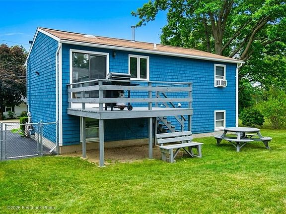 3rd image of 148 Wakefield St
