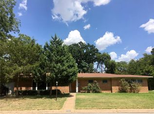 1001 McKinney St, Arlington, TX 76012