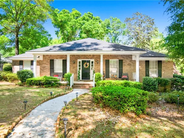 1104 Hanging Lantern Cir, Mobile, AL 36695