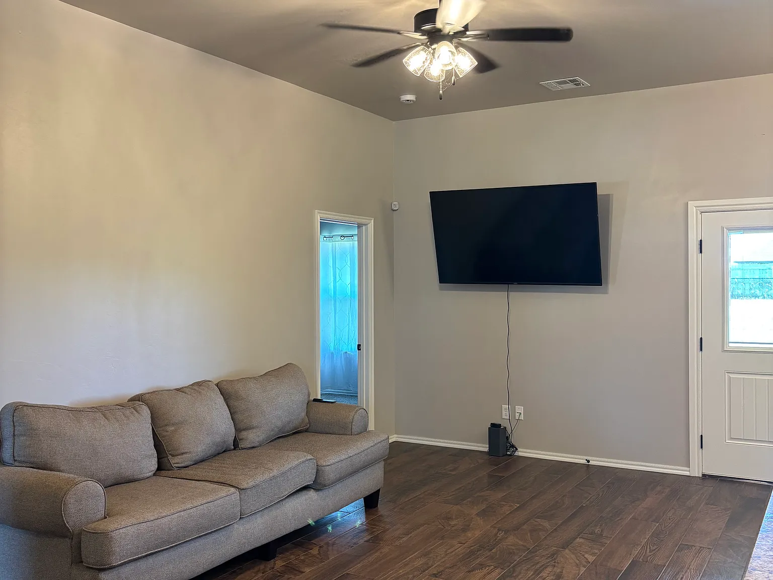 2209 E Grassland Ln. — Photo 2