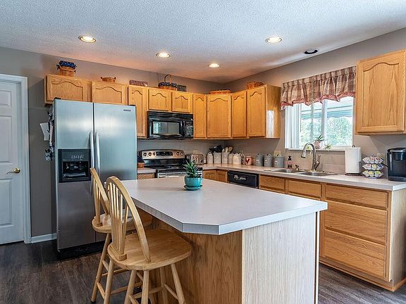 5th image of 1550 Porter Ln