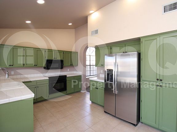 5th image of 10879 E Kalil Dr