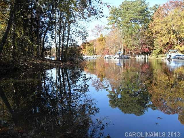 2nd image of 195 Waterford Pointe Rd #33