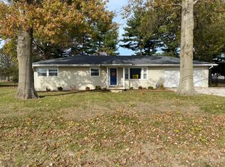 150 W Mayfair Dr, Terre Haute, IN 47802