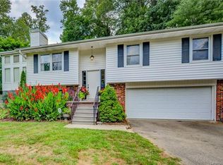 476 Stoney Gardens Ct, Hendersonville, NC 28791