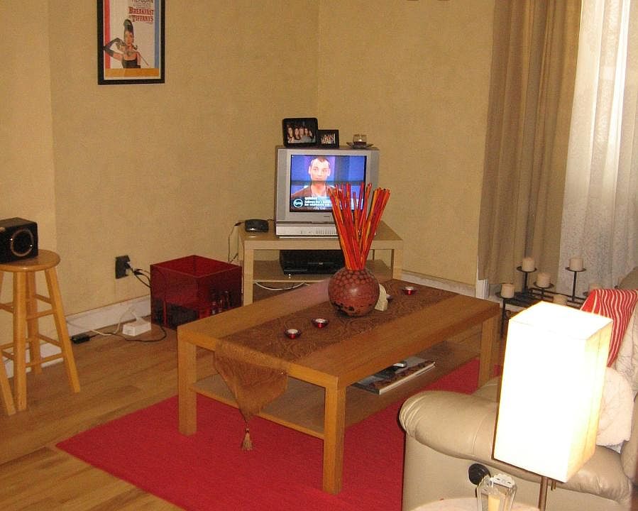 1st image of 1626 N La Salle Dr APT 4