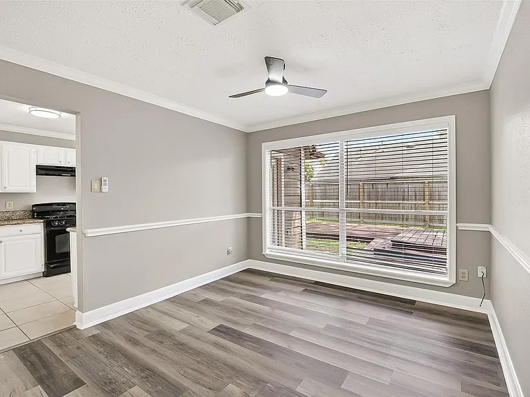 12403 Meadow Ridge Dr — Photo 11
