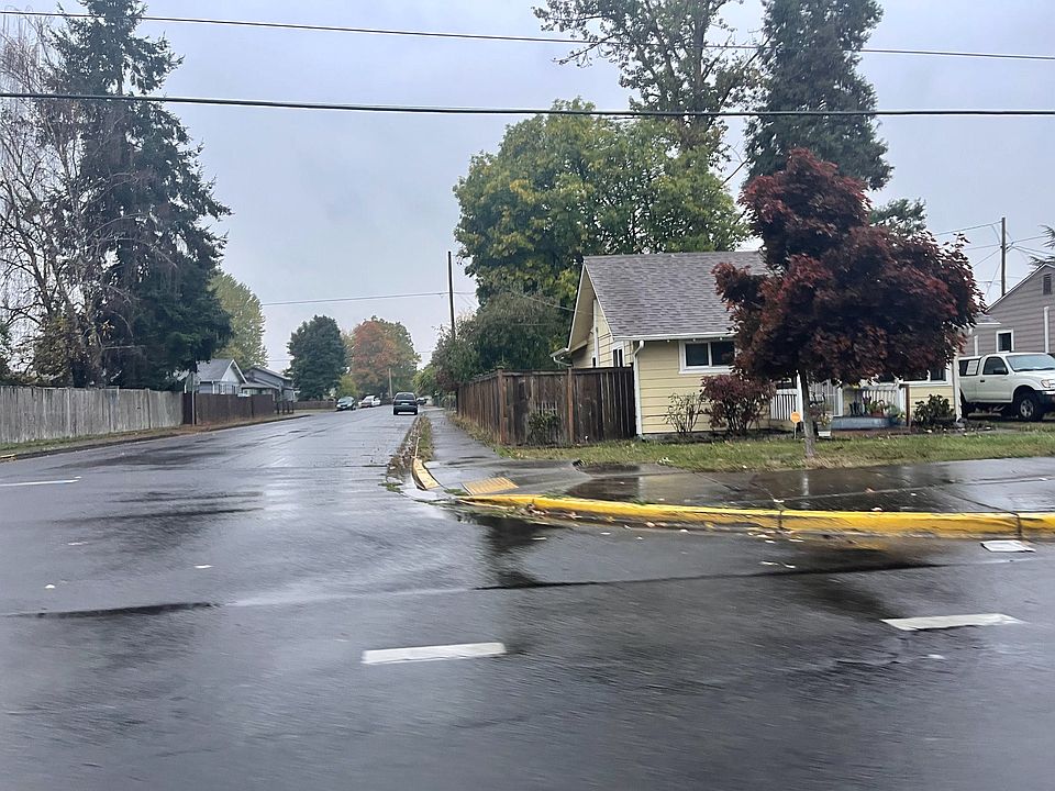 2nd image of 1080 21st St