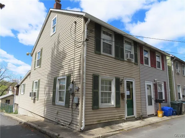 1420 Poplar St, Northampton, PA 18067