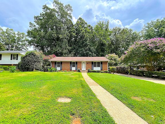2nd image of 2604 Patrick Rd