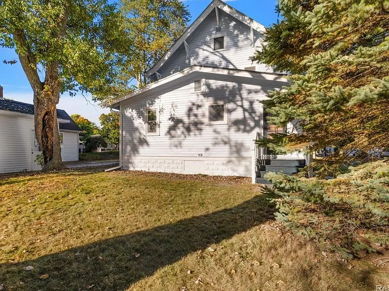 438 N Bailey St — Photo 42