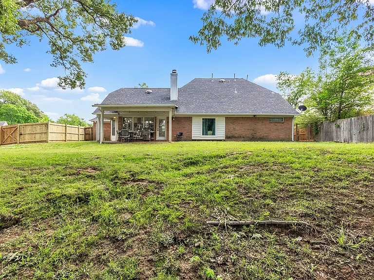 7650 Hedgington Dr — Photo 33