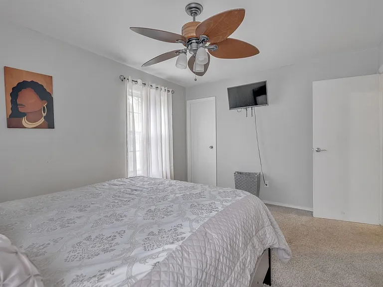 Brookside Dr — Photo 11