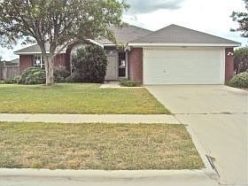 1st image of 5004 Topsey Dr