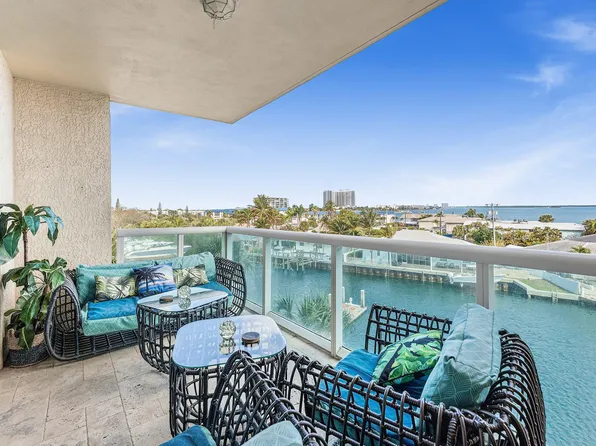 2650 Lake Shore Drive #401, Riviera Beach, FL 33404