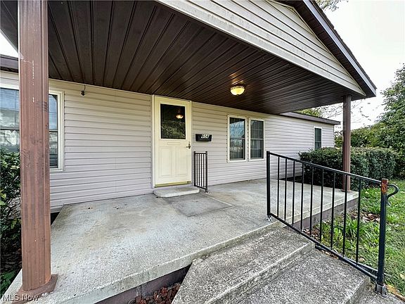 2nd image of 606 29th St