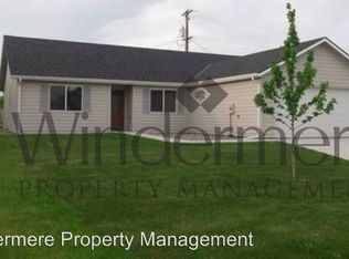1968 Celestia Dr, Walla Walla, WA 99362