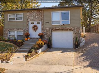 2716 S Helen St, Sioux City, IA 51106
