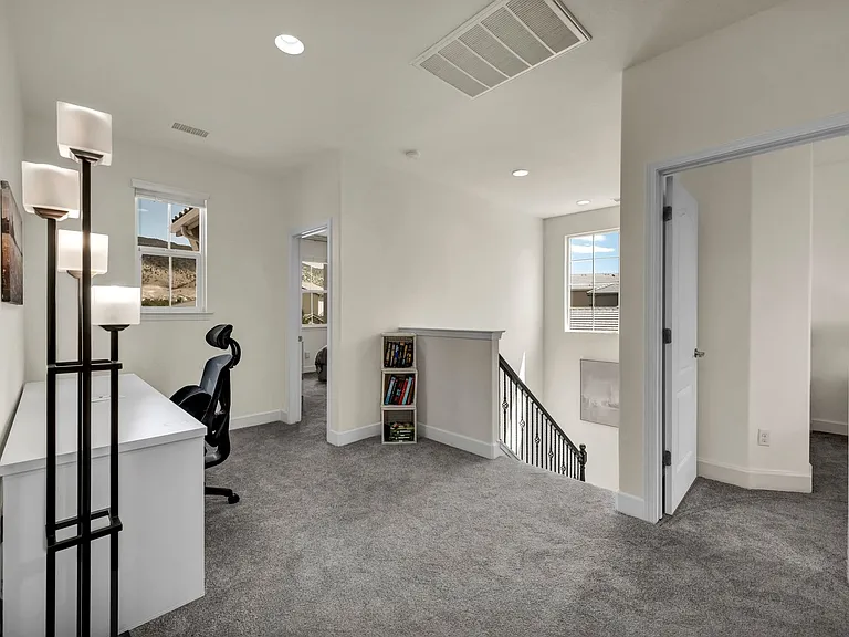 10677 Foxberry Park Dr — Photo 27