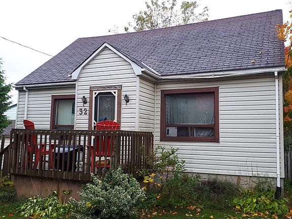 3rd image of 32 Hope St N