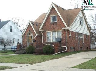 264 Dickinson St, Mount Clemens, MI 48043