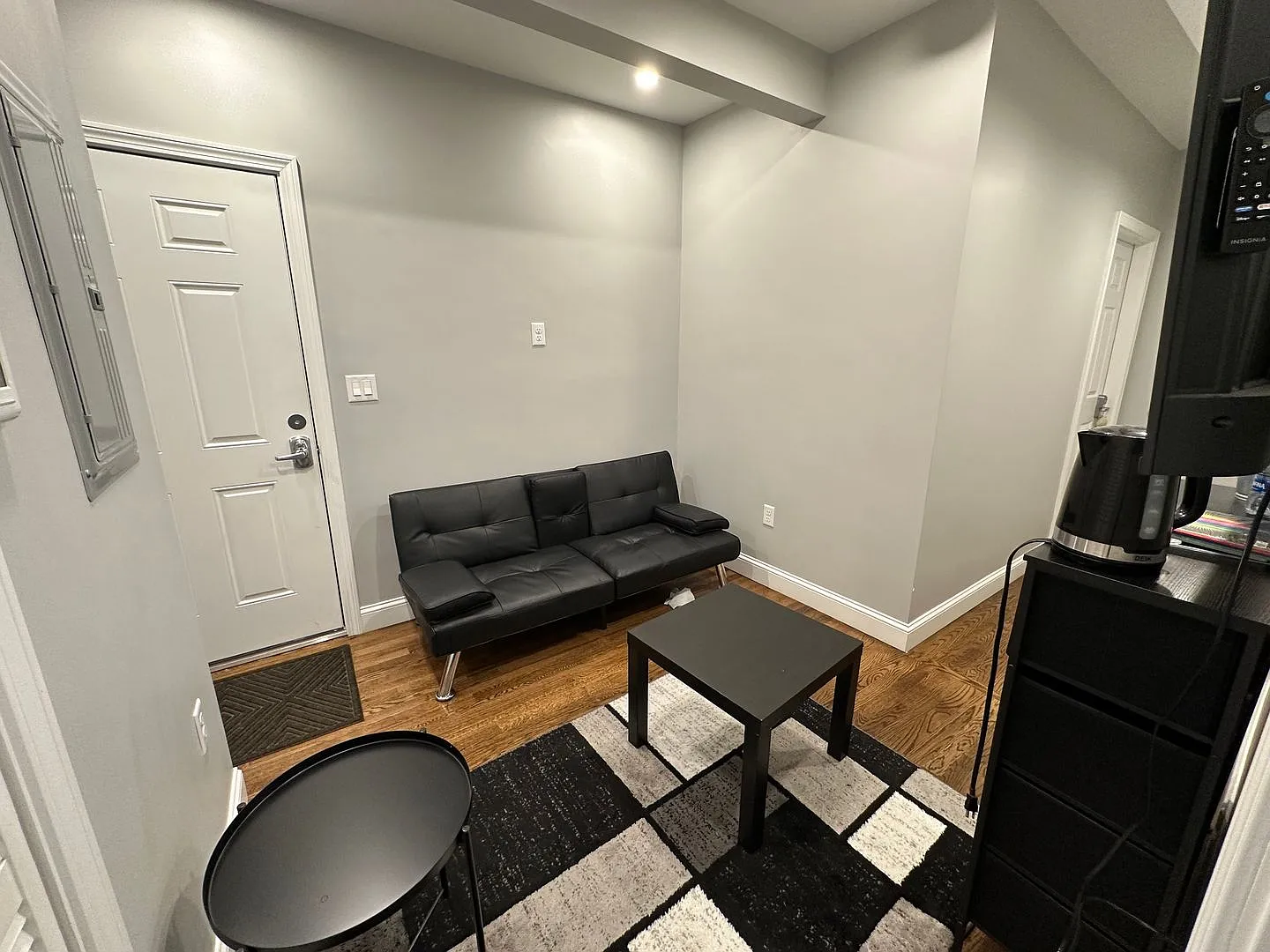 1room rent in for 4bed in Allston. — Photo 1