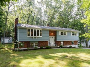 85 Bennett Rd, East Haven, CT 06513