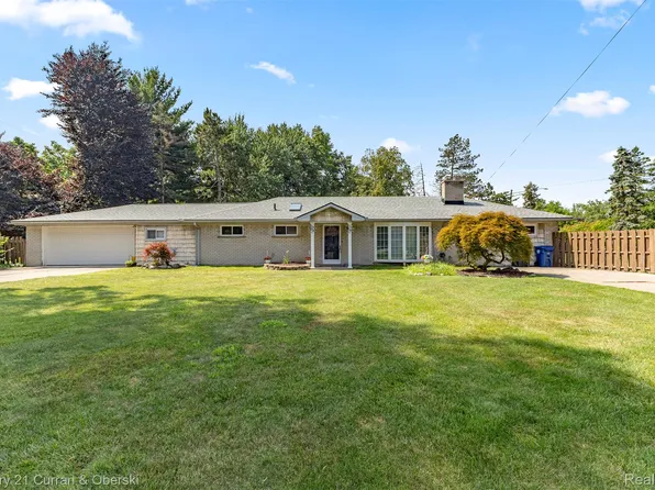 27275 Westland Rd, Redford, MI 48240