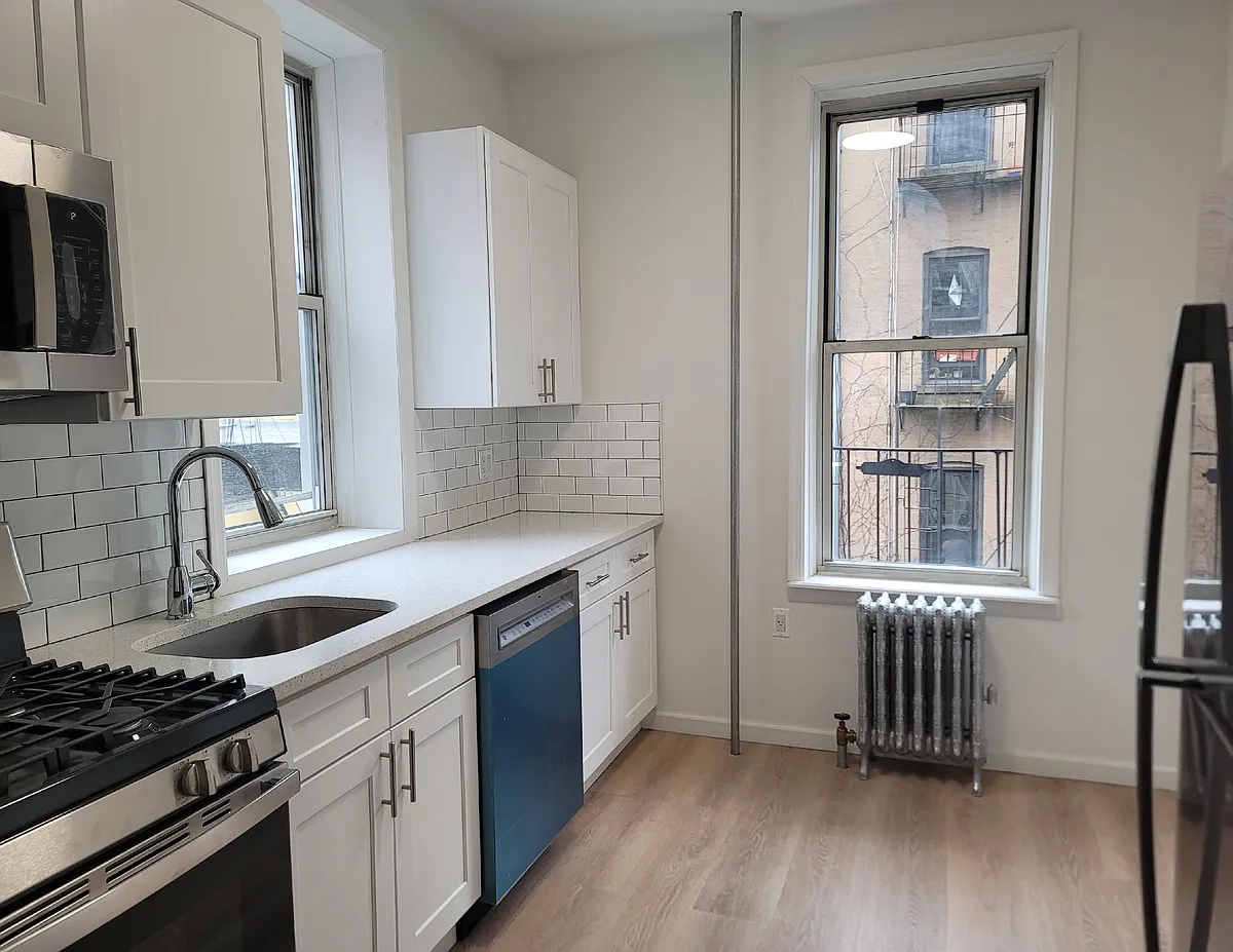 Building Photo - 276 Sackett St #3A