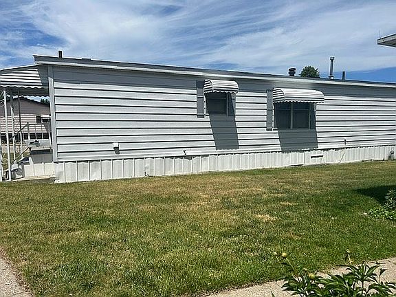 2nd image of 310 Birch Trail Dr
