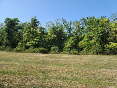 Walnut Dr, Wellsburg, WV, 26070