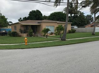 14781 Monroe St, Miami, FL 33176