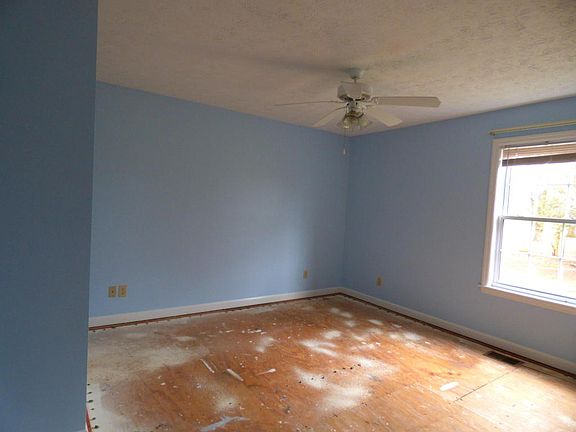 5th image of 7521 Jessilee Dr