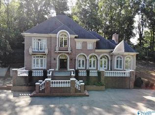 204 Camille Cir, Gadsden, AL 35901