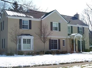 8049 Hendrie Blvd, Huntington Woods, MI 48070