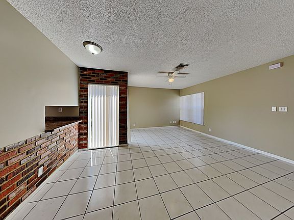 5th image of 9060 Shadowwood Blvd