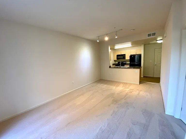 1550 Technology Dr #2023 — Photo 4